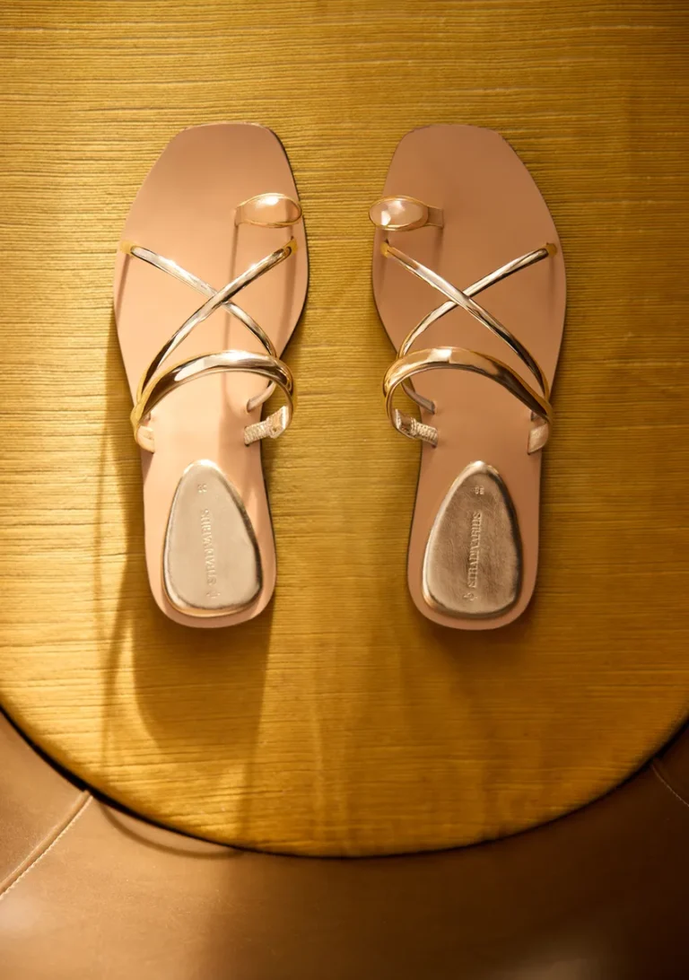 Stradivarius Flat slider sandals with metal detail